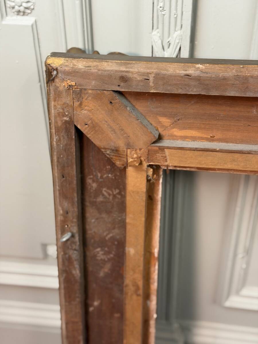 Wooden frame with stucco and gilding from around 1900