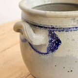 Old ceramic jar from Alsace with blue decoration.