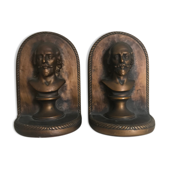 Antique bookends, Bust figure in bronze patinated plaster. 19 x 13 cm