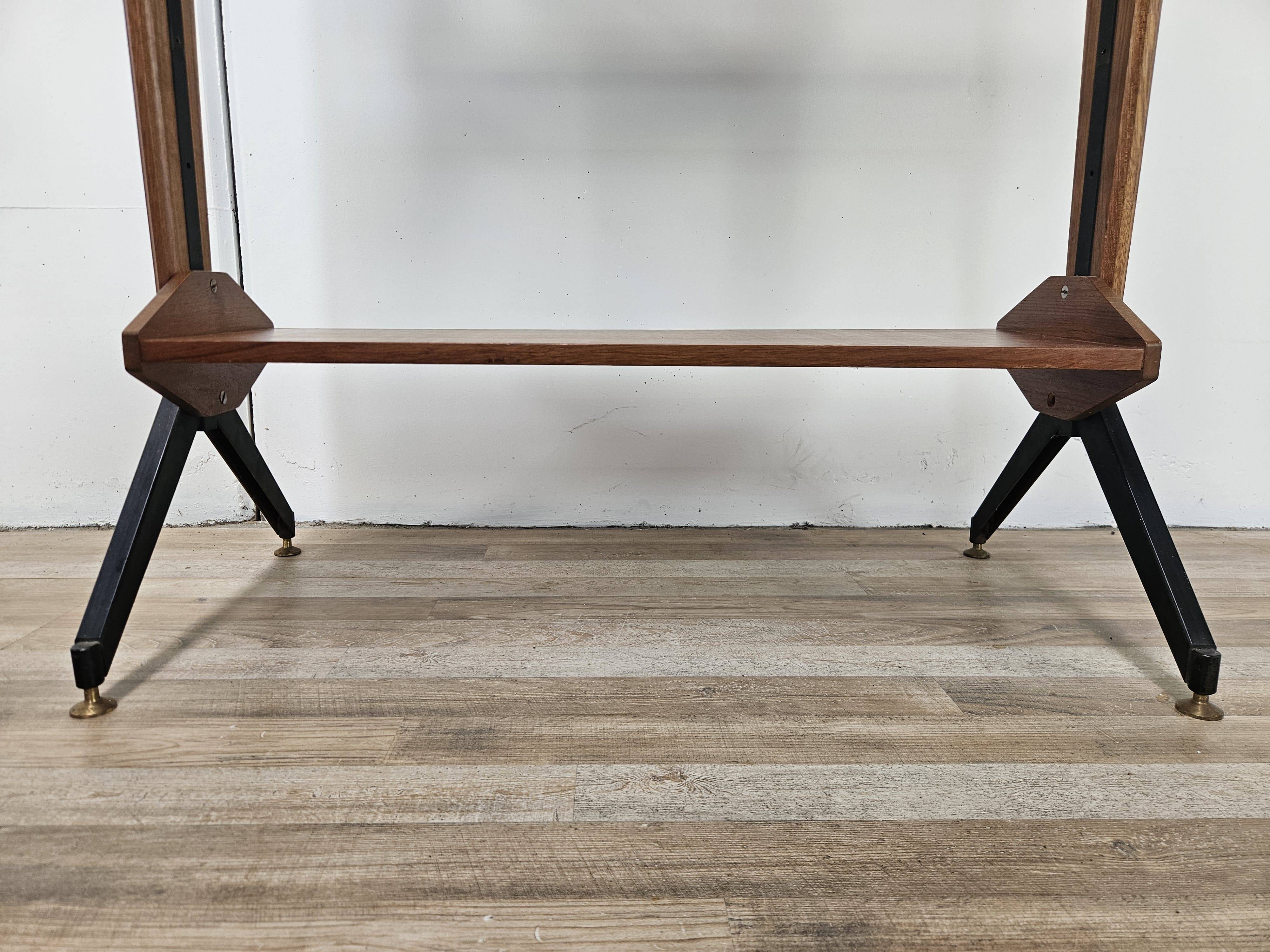 1960s teak floor/sky bookcase with shelves and compartment