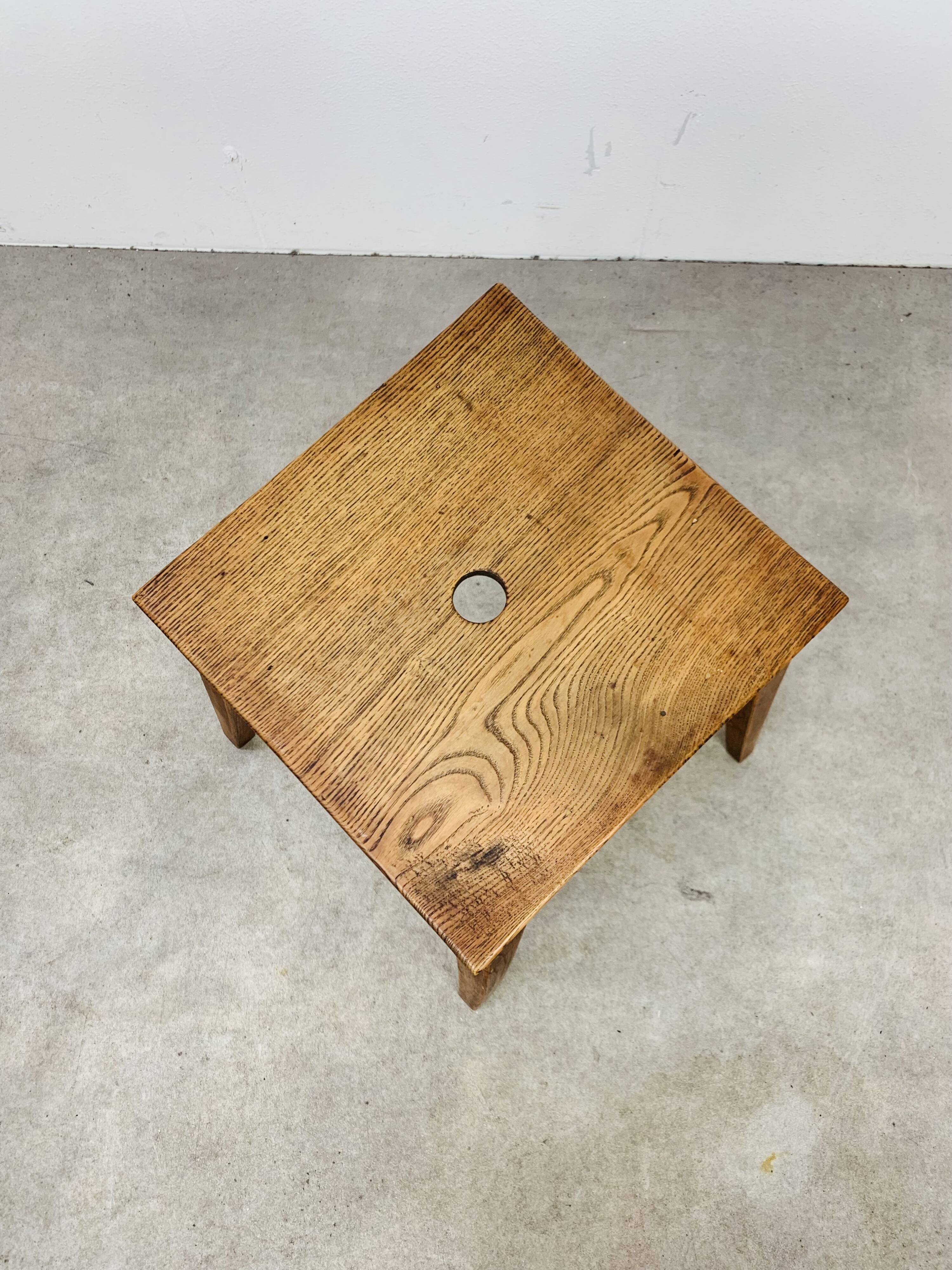 Tabouret de ferme vintage