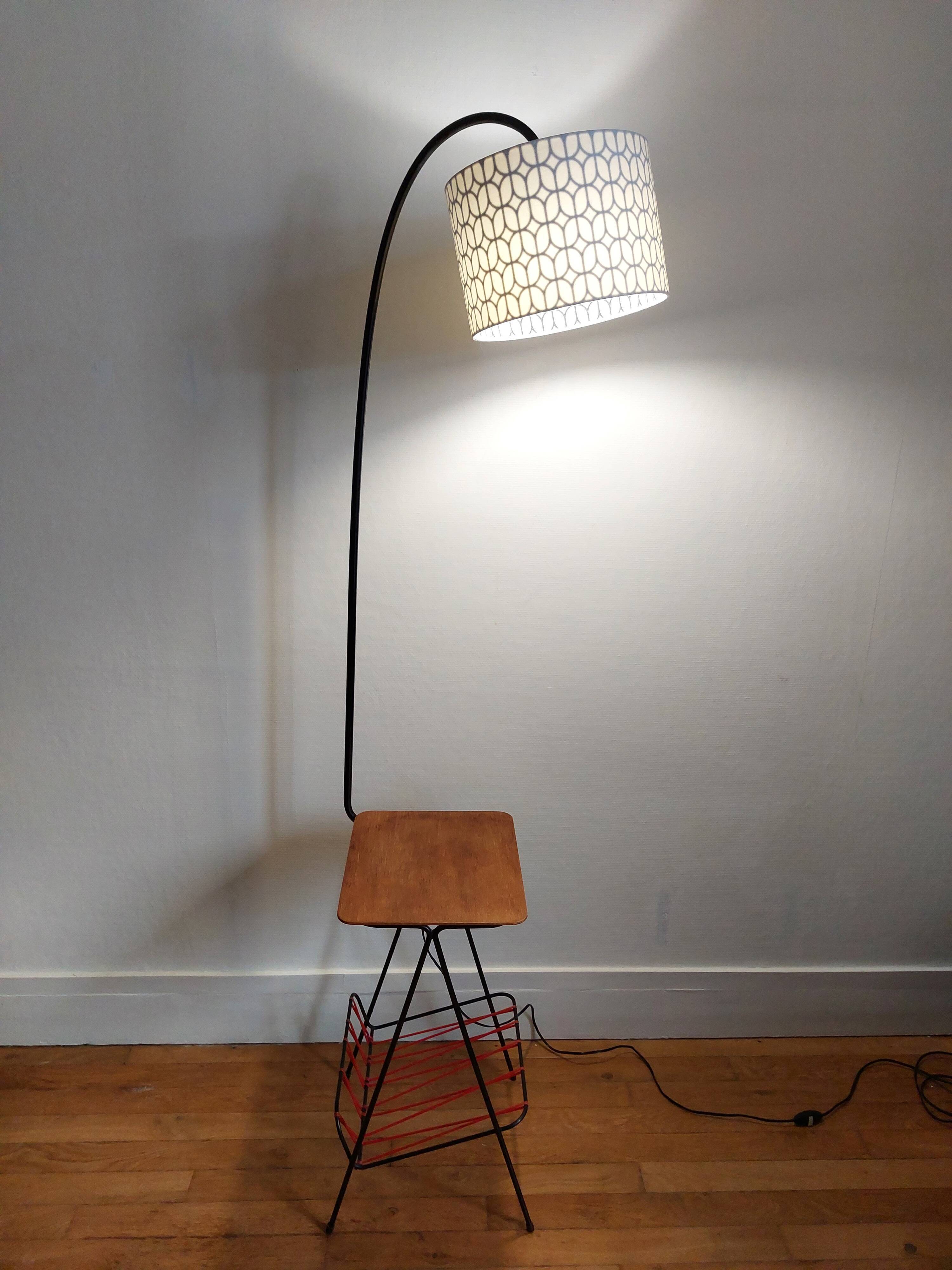 Vintage magazine lamp