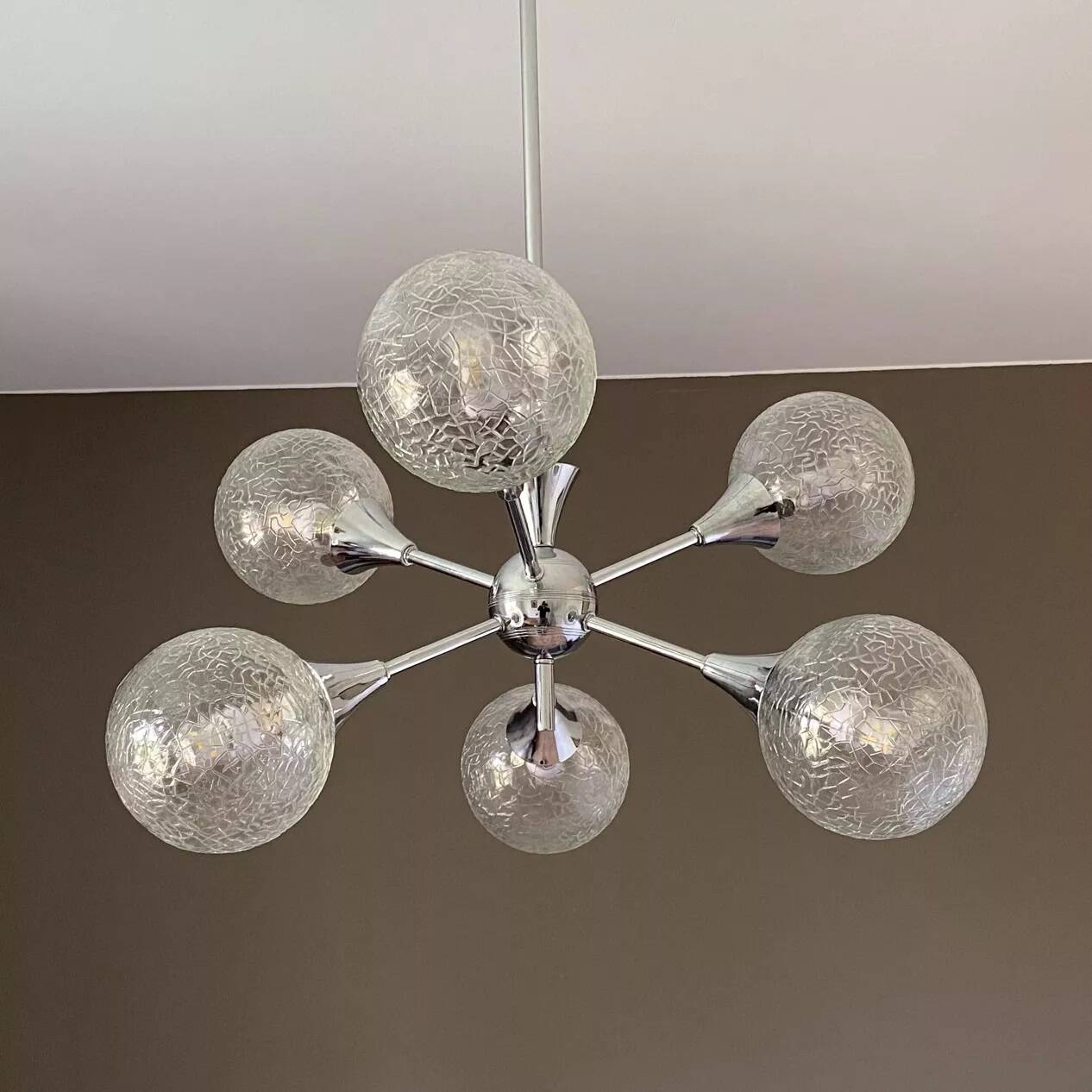 Sputnik chandelier with 6 globes. 1970. Space Age.