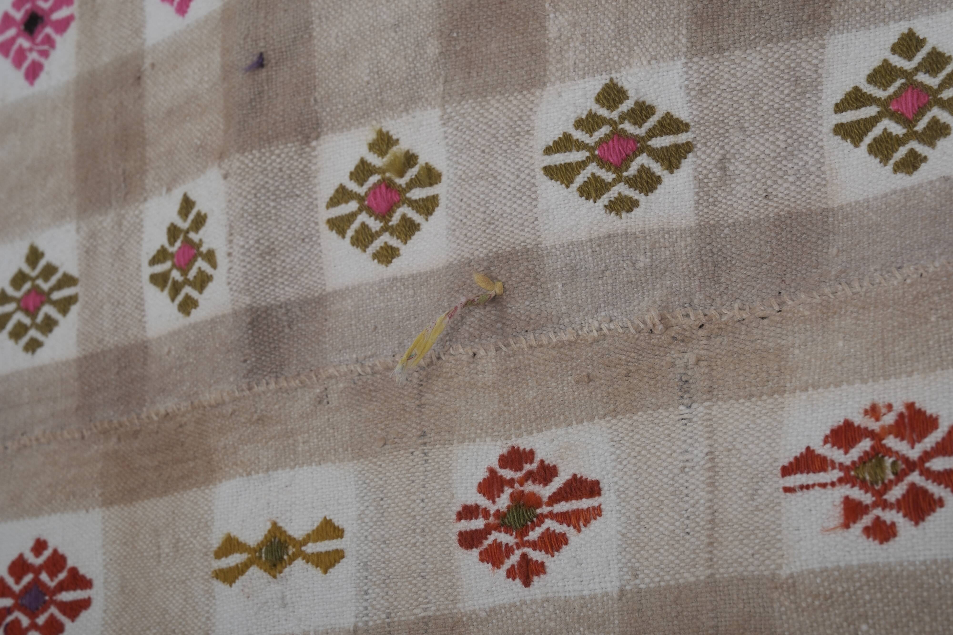 Vintage Turkish Oushak Rug Handwoven 183x250 cm