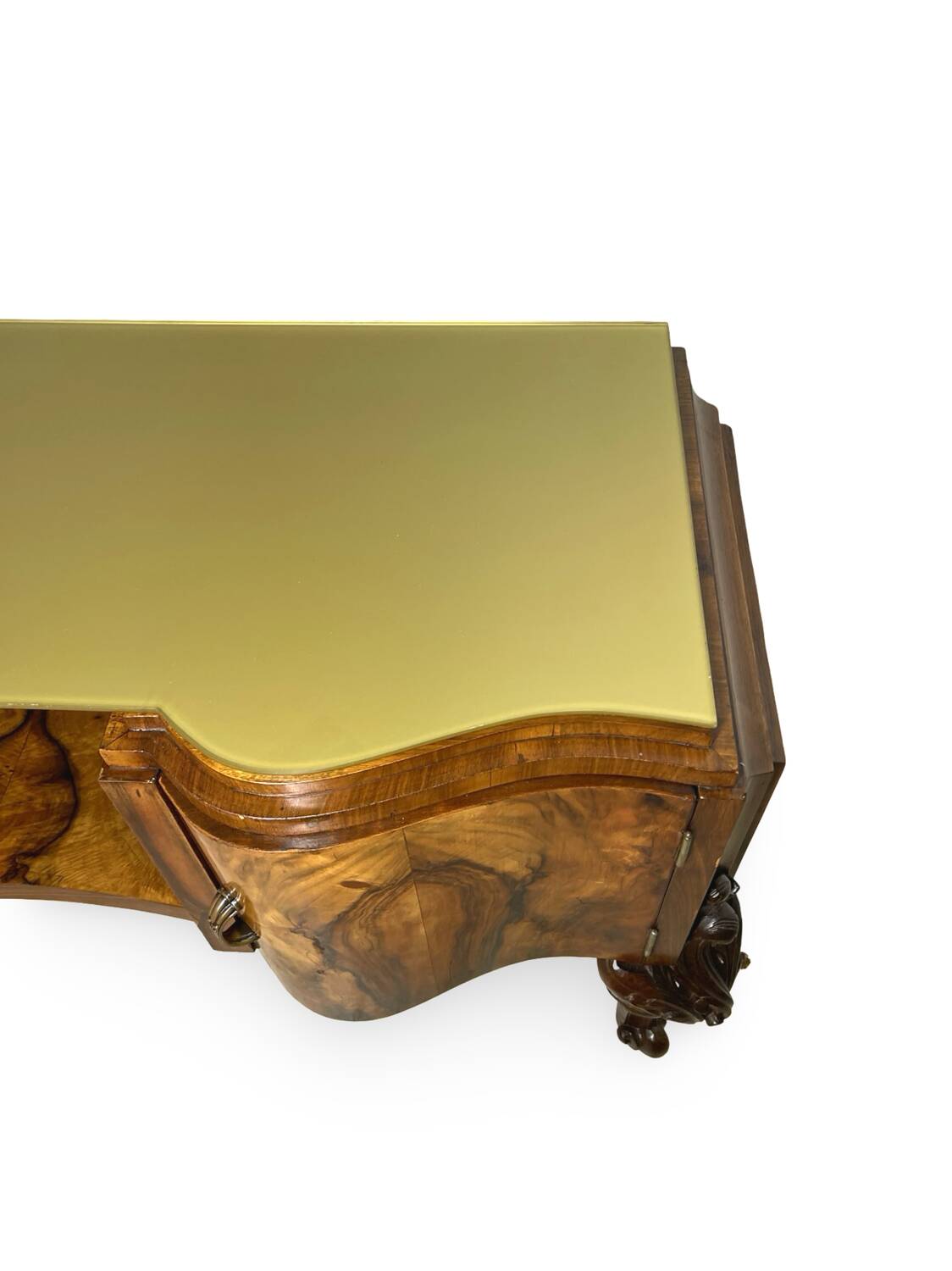Italian console/petinuse from the 1930s