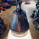Prismatic glass suspension