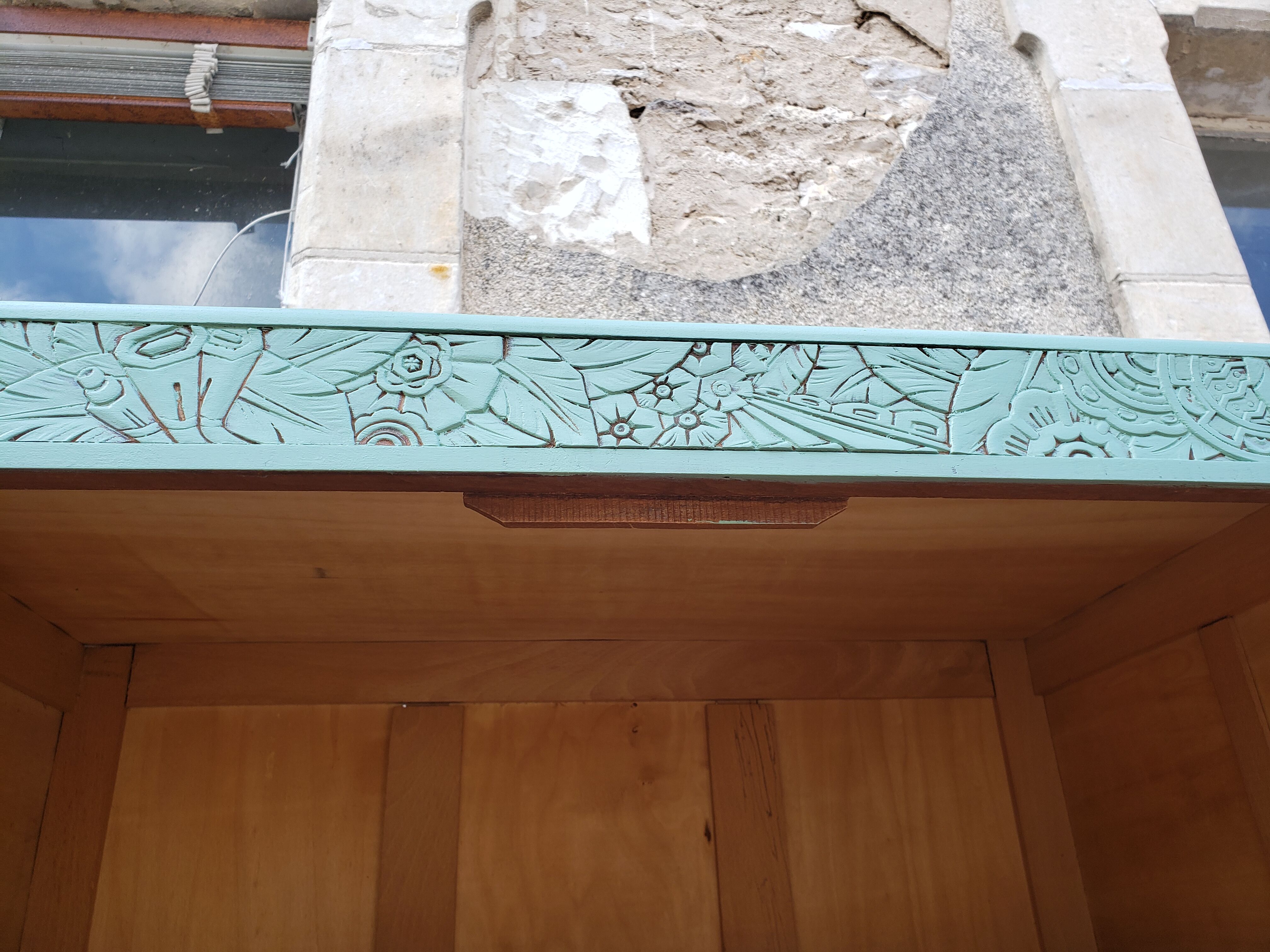 Parisian cabinet green deco art