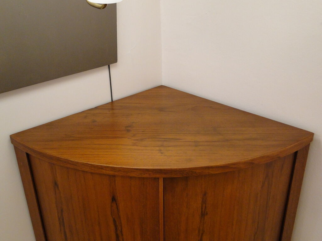 Rounded corner cabinet 1960 danish