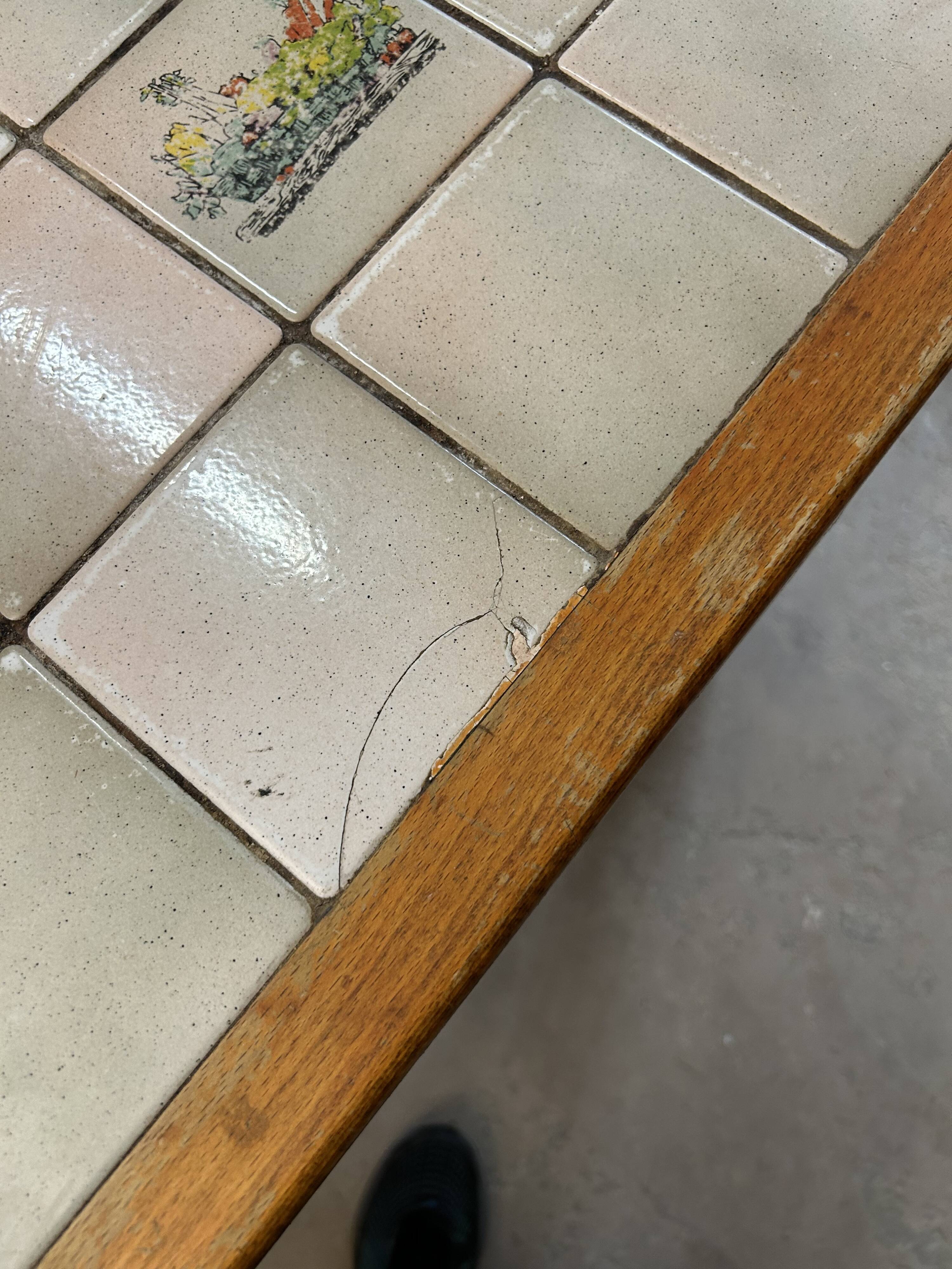 Table extensible en  bois et mosaïque