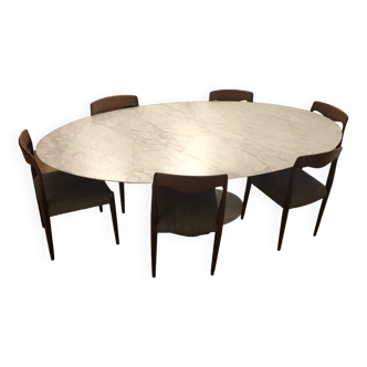 Table knoll tulipe