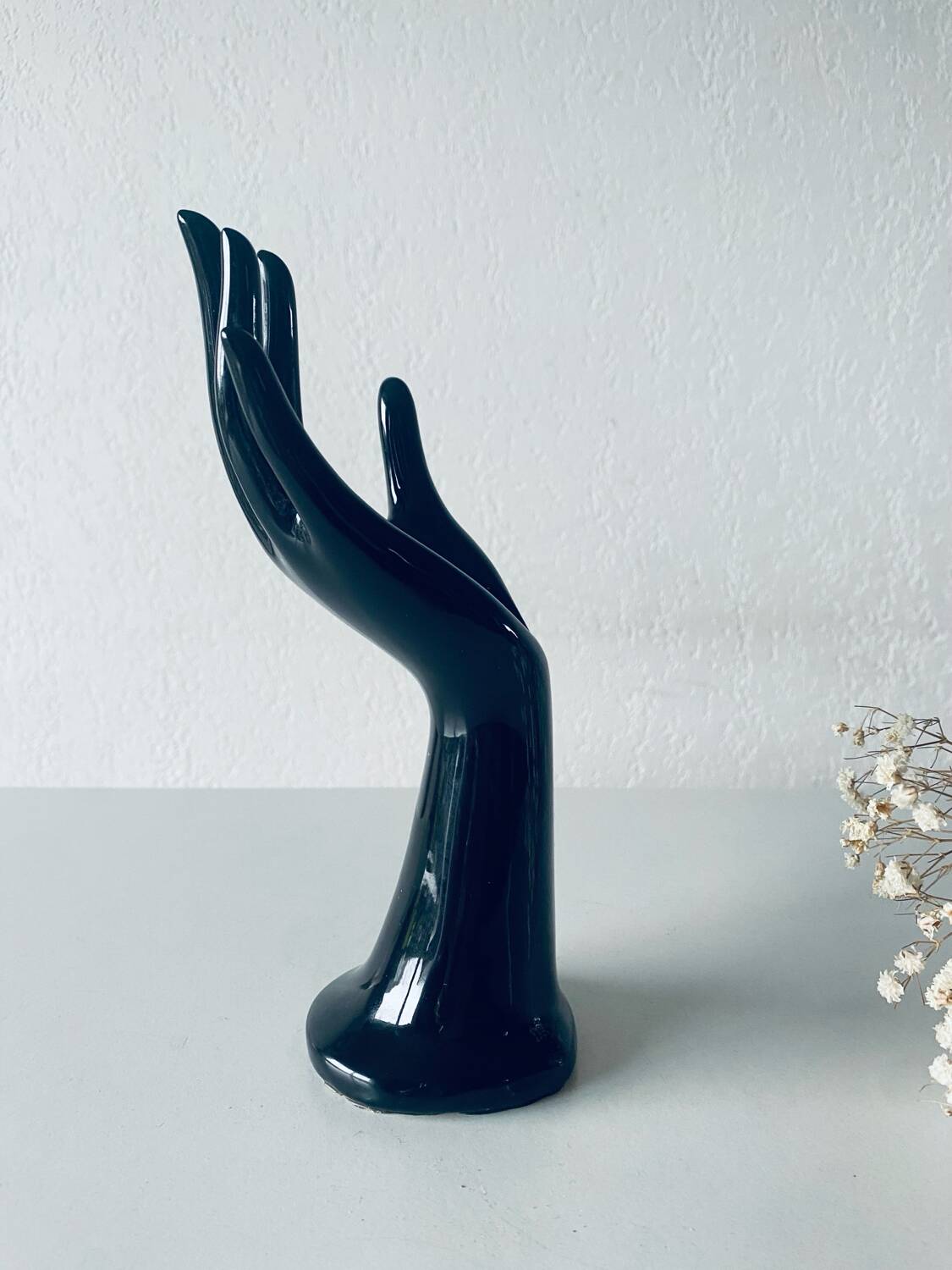 Handmade ceramic vase and jewelry holder