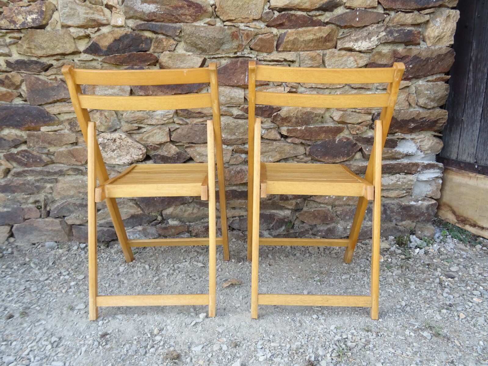 Series of 4 folding chairs in solid beech