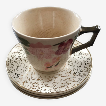 Cup and saucer set