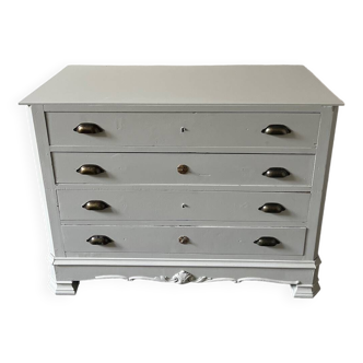 Old linen chest of drawers
