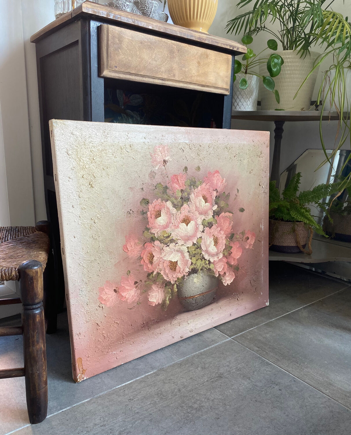 Still life with bouquet of flowers
