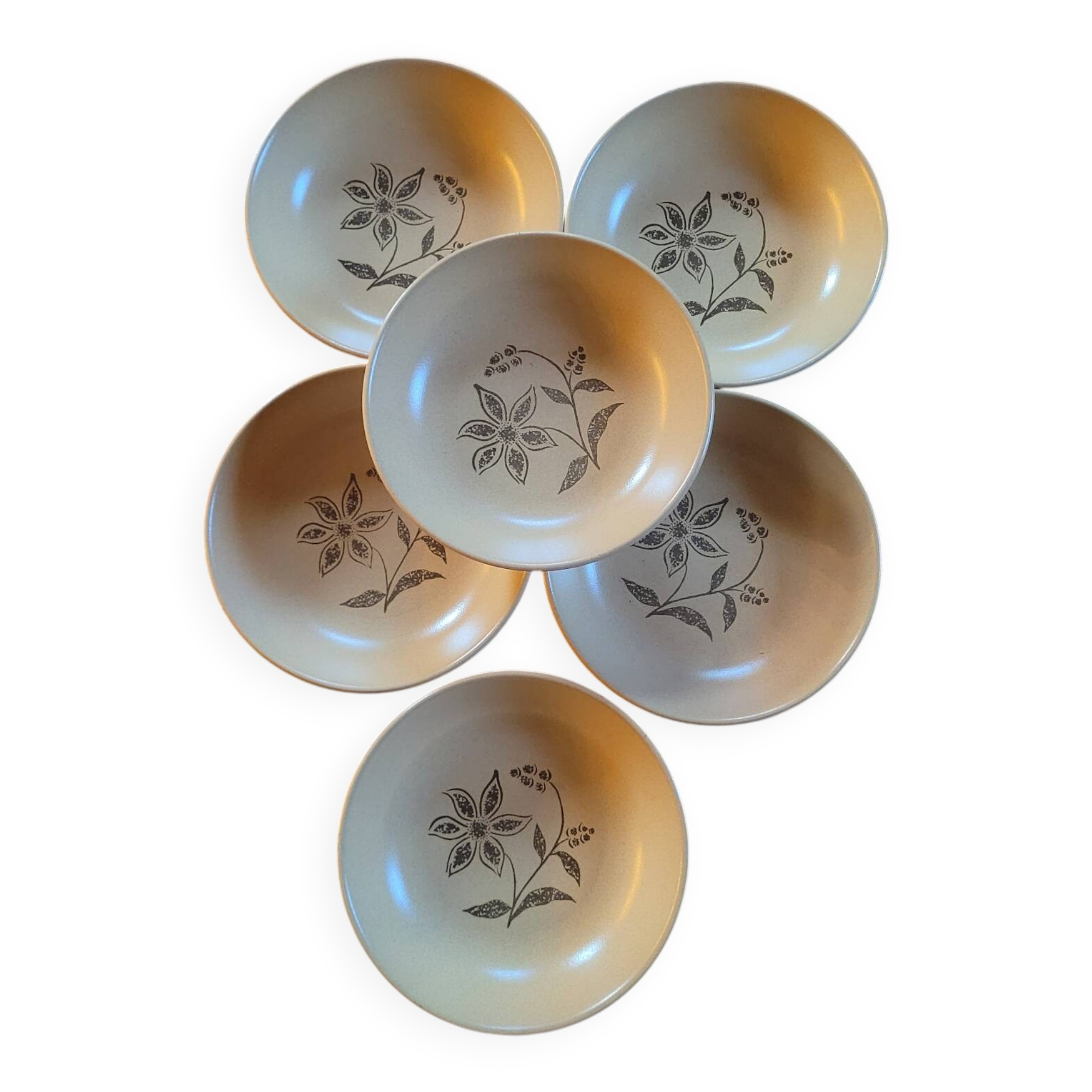 6 floral pattern soup plates. 1970s