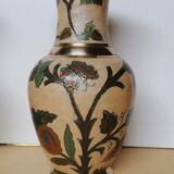 Paire de vases en laiton émaillé
