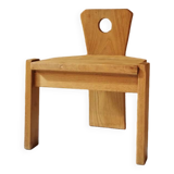 Tripod children's chair