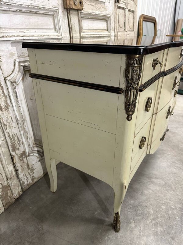 Commode de style transition peinte circa 1980