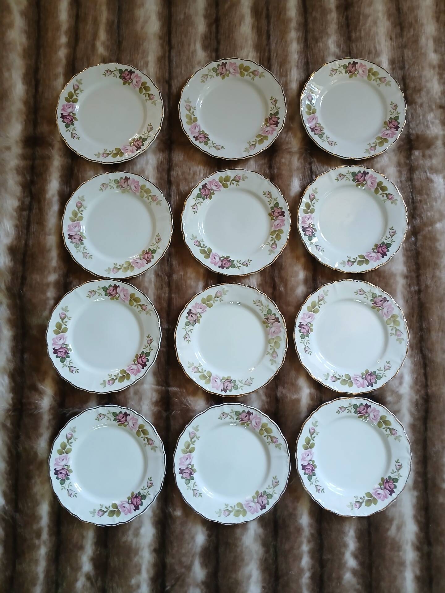 21 mismatched vintage dessert plates
