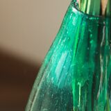 Turquoise vase, bubble effect