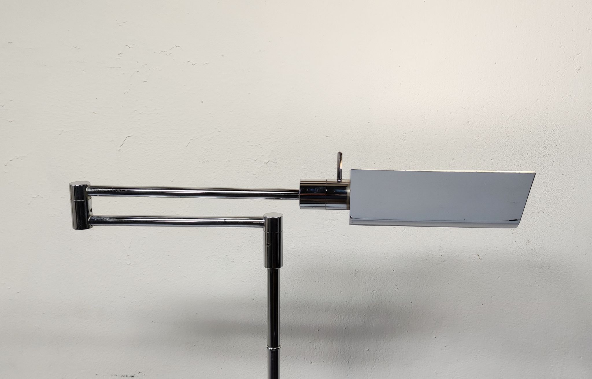 Lampadaire ajustable et orientable années 80