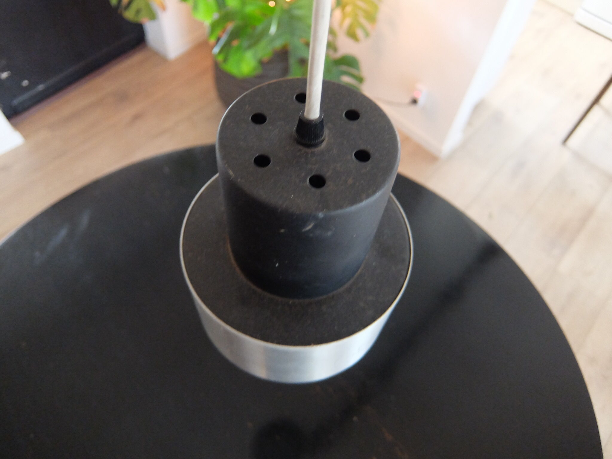 Suspension metal chrome and black