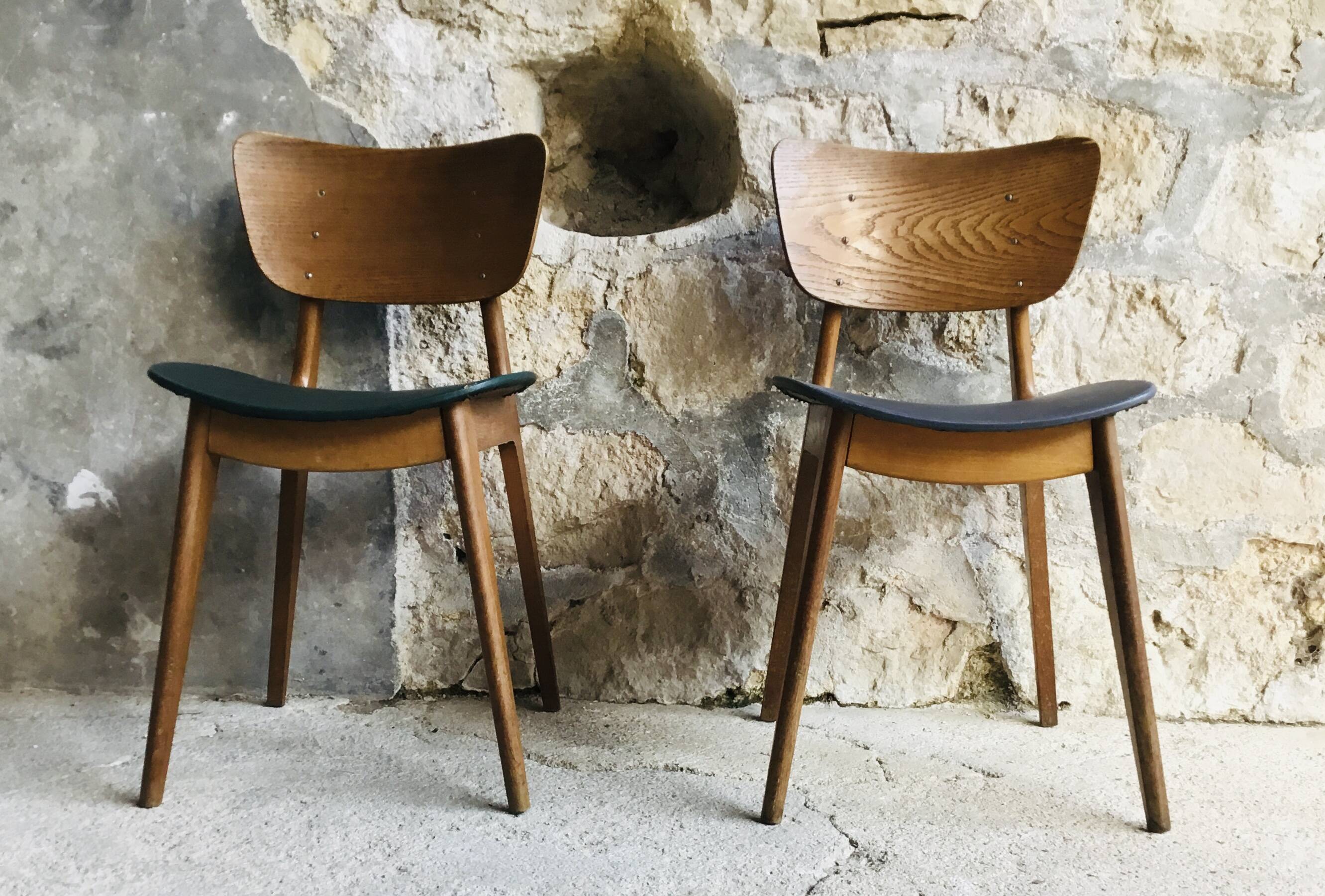 Pair of 6517 chairs by Roger Landault - design 1950