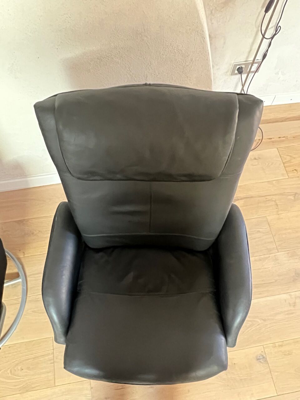 Ikea malung leather armchairs black