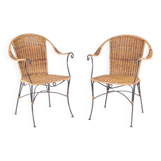 Paire de fauteuils en osier et fer