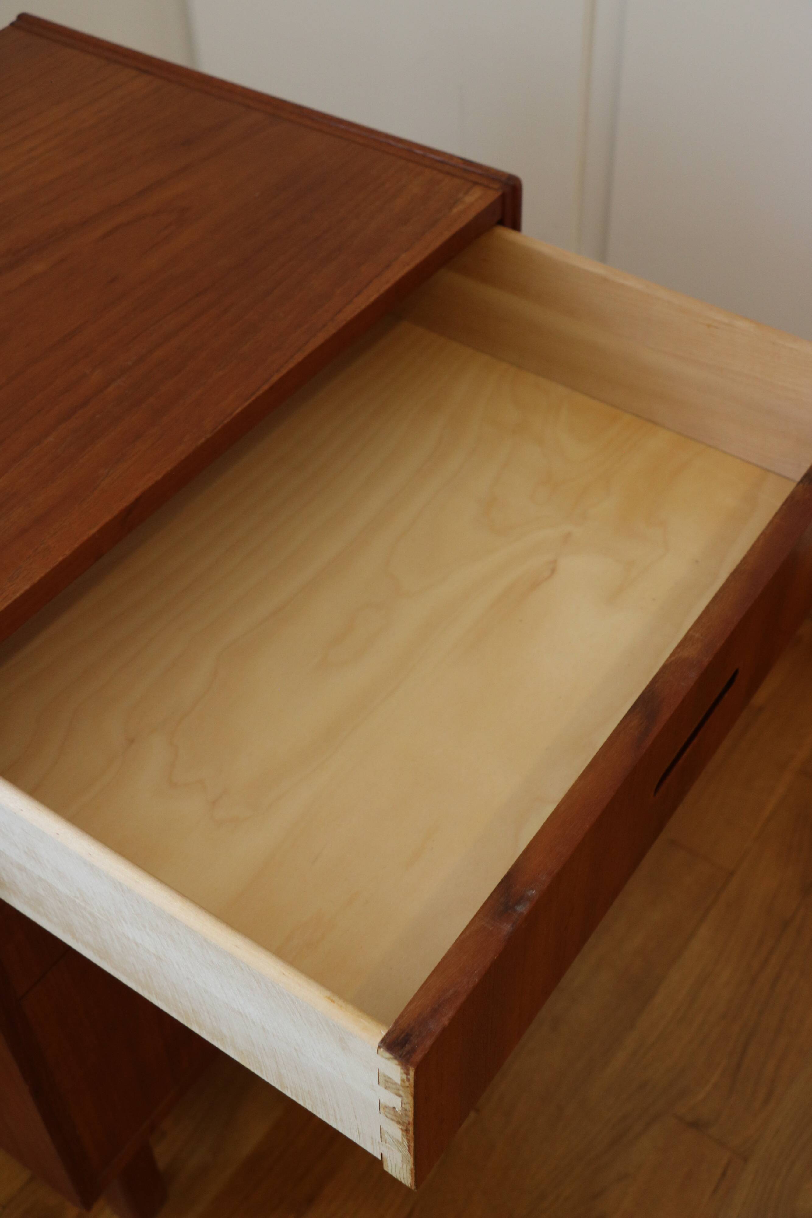 1960s Scandinavian teak chest of drawers