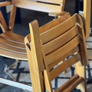 Paire de fauteuils Pliants en Bois par Clairitex