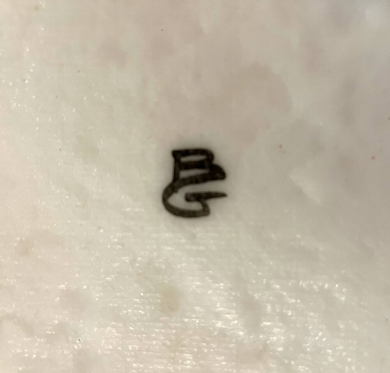 Square plate in opaline signed Bernard Gilbert