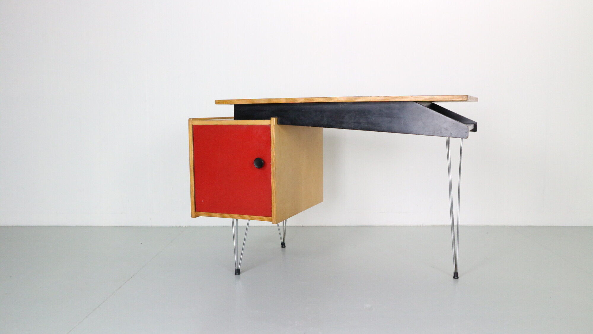 Cees Braakman Desk for Pastoe with Hairpin Legs, 1950 Dutch Design