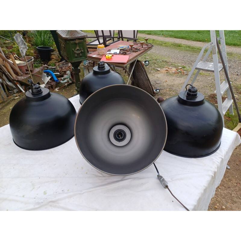 4 black metal industrial pendant lights