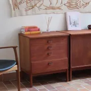 Ulferts chest of drawers from the 1960s with integrated handles.