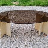 Table basse design en travertin et verre fumé des années 70