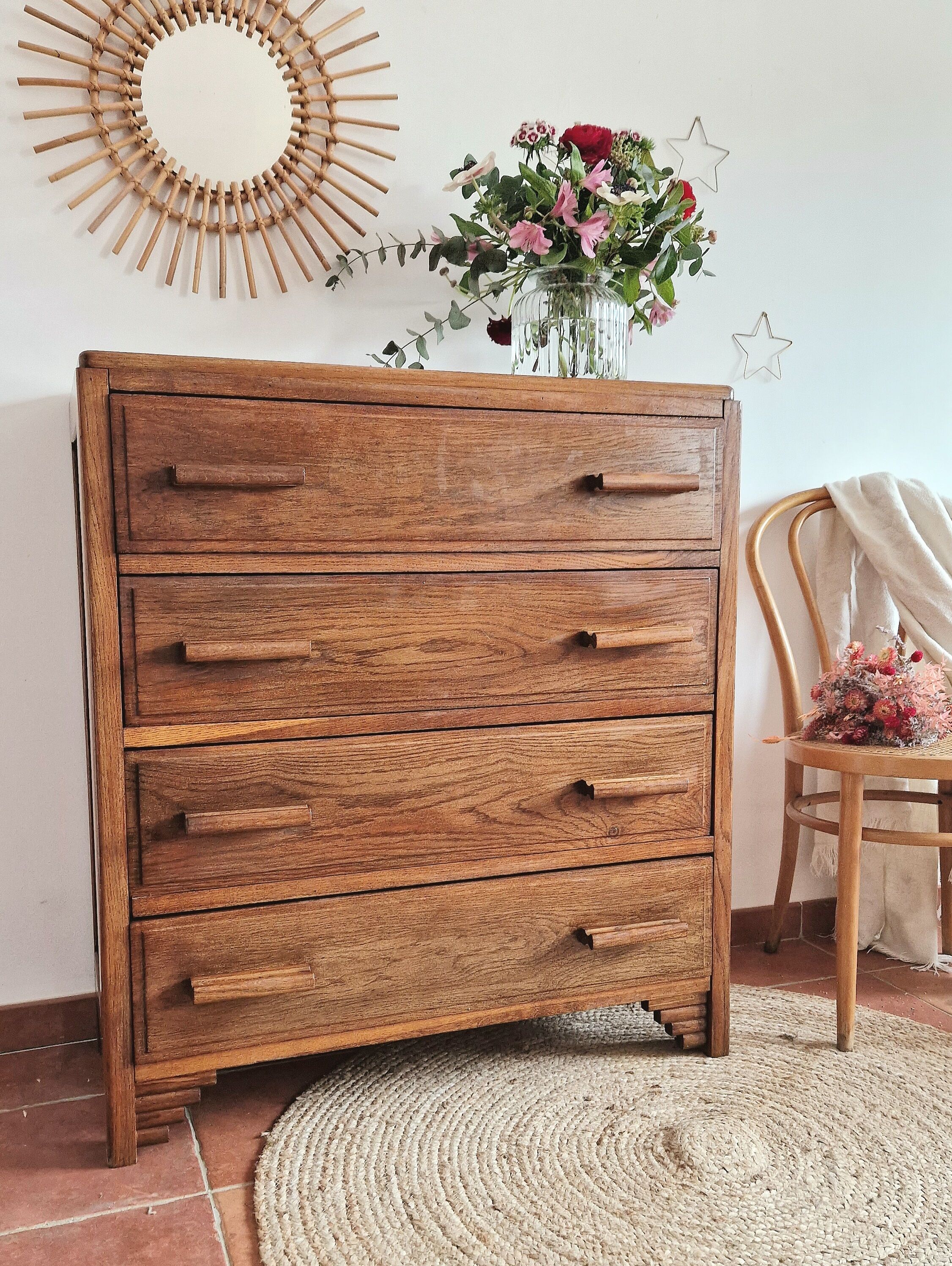 Art deco chest of drawers