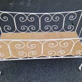 bed child iron bench