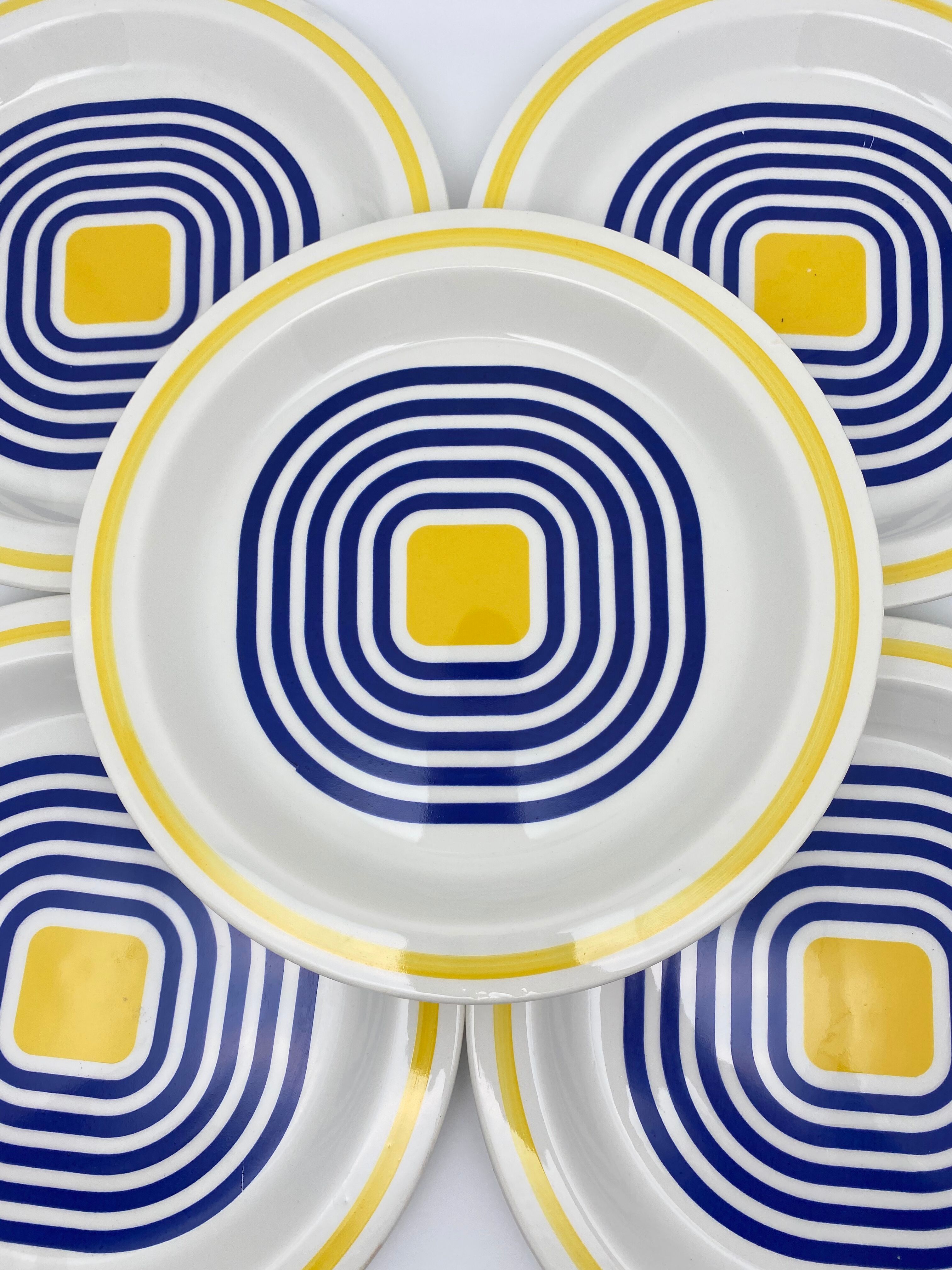 Flat plates Avant Garde Gien 1971