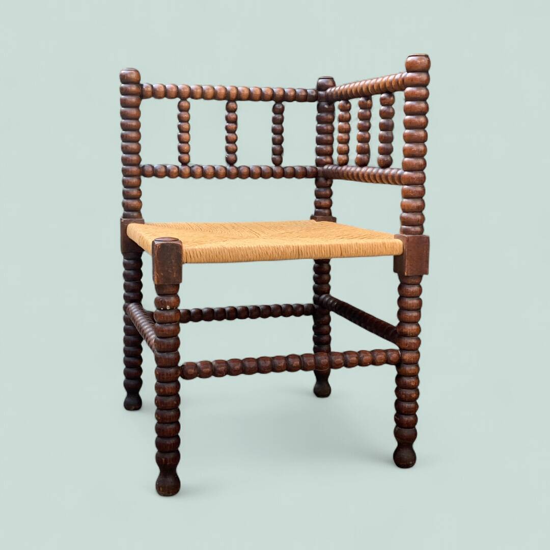 1920s turned wood straw corner chair