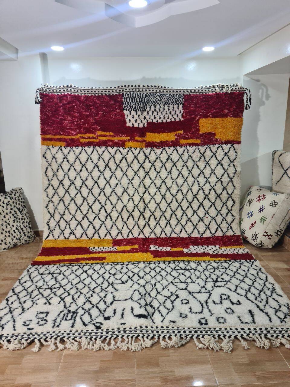 Handmade Moroccan Berber rug 300 x 200 cm