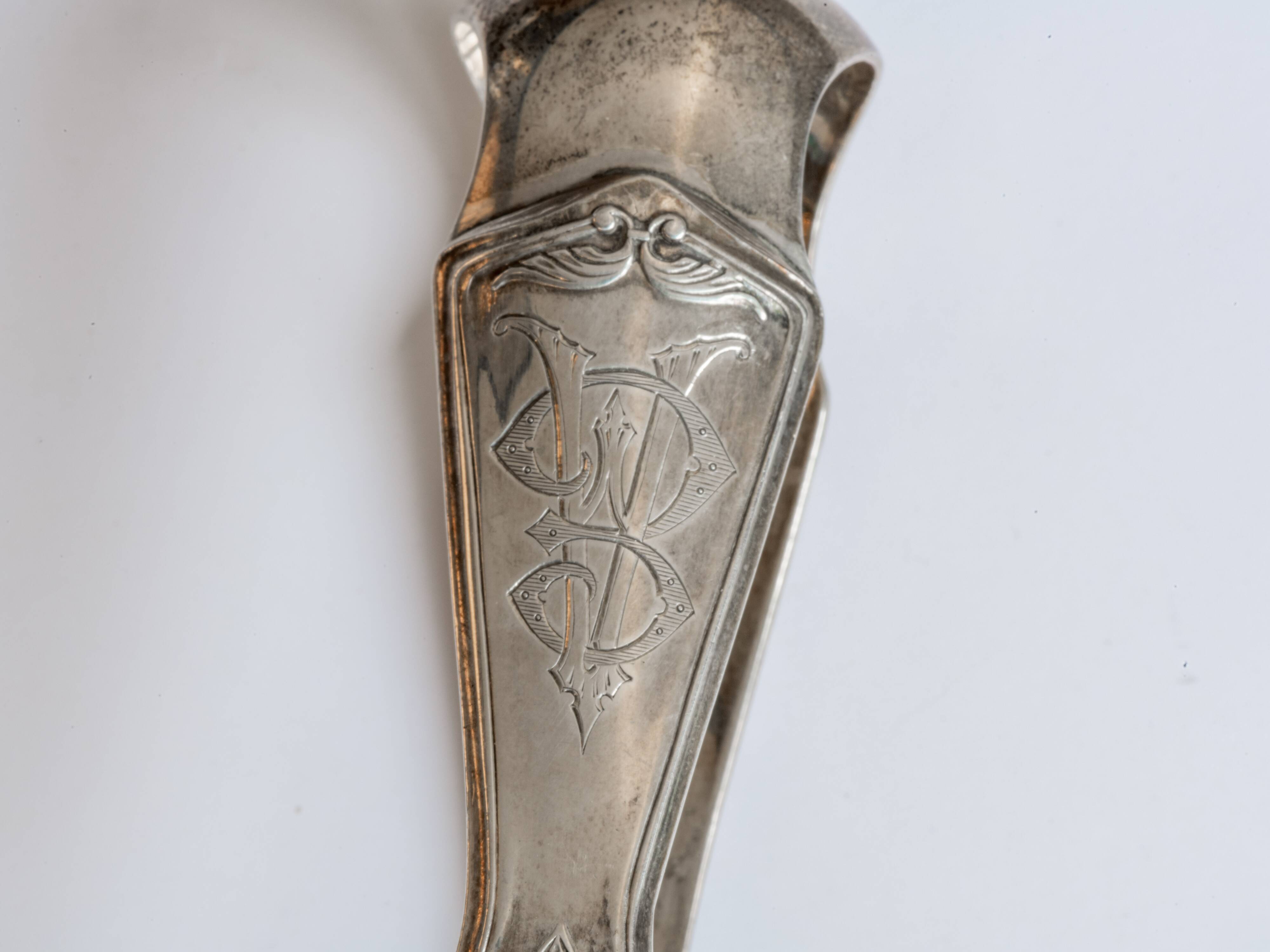 Solid silver sugar tongs, lion claws, Tallois and Mayence