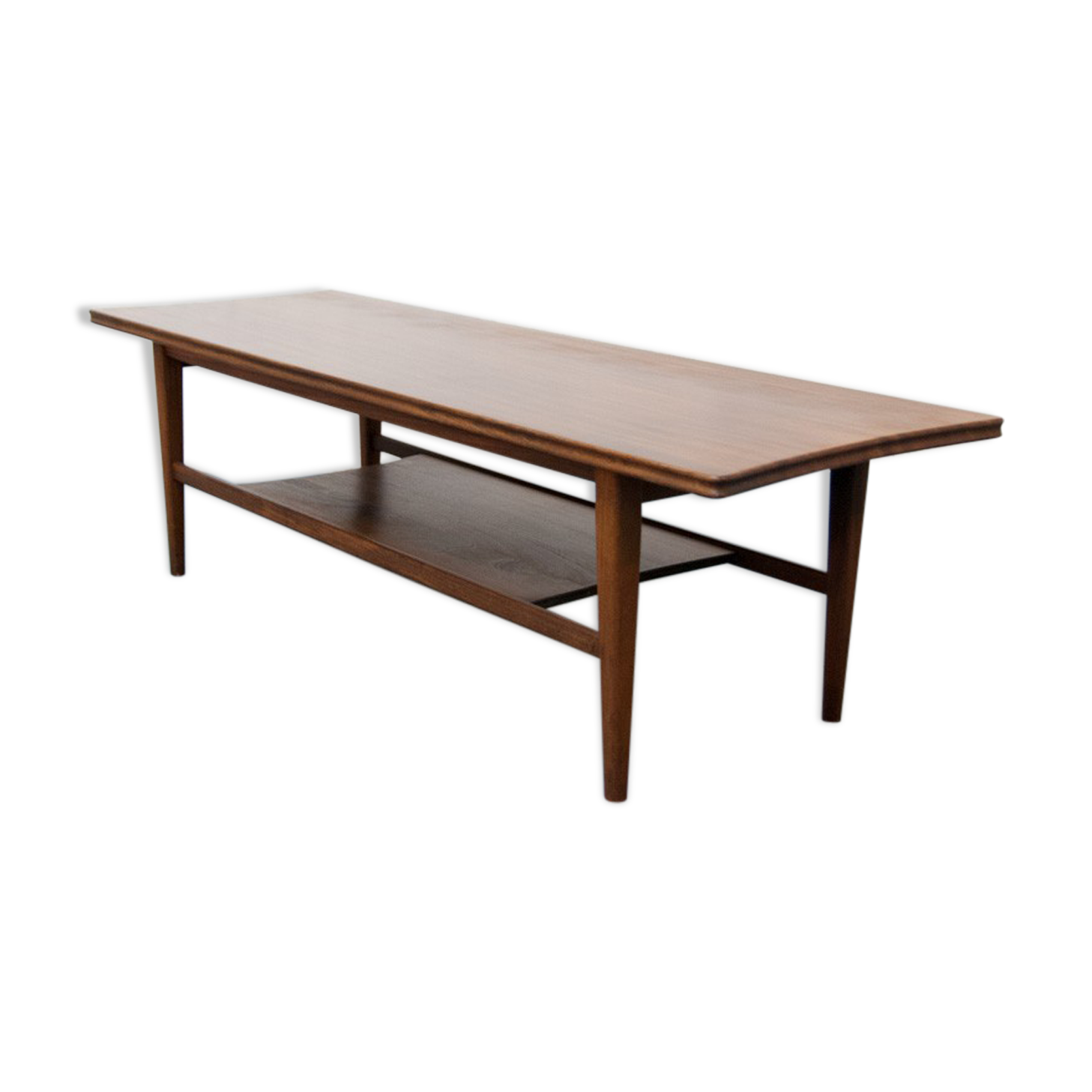 Table Scandinavian low 121cm