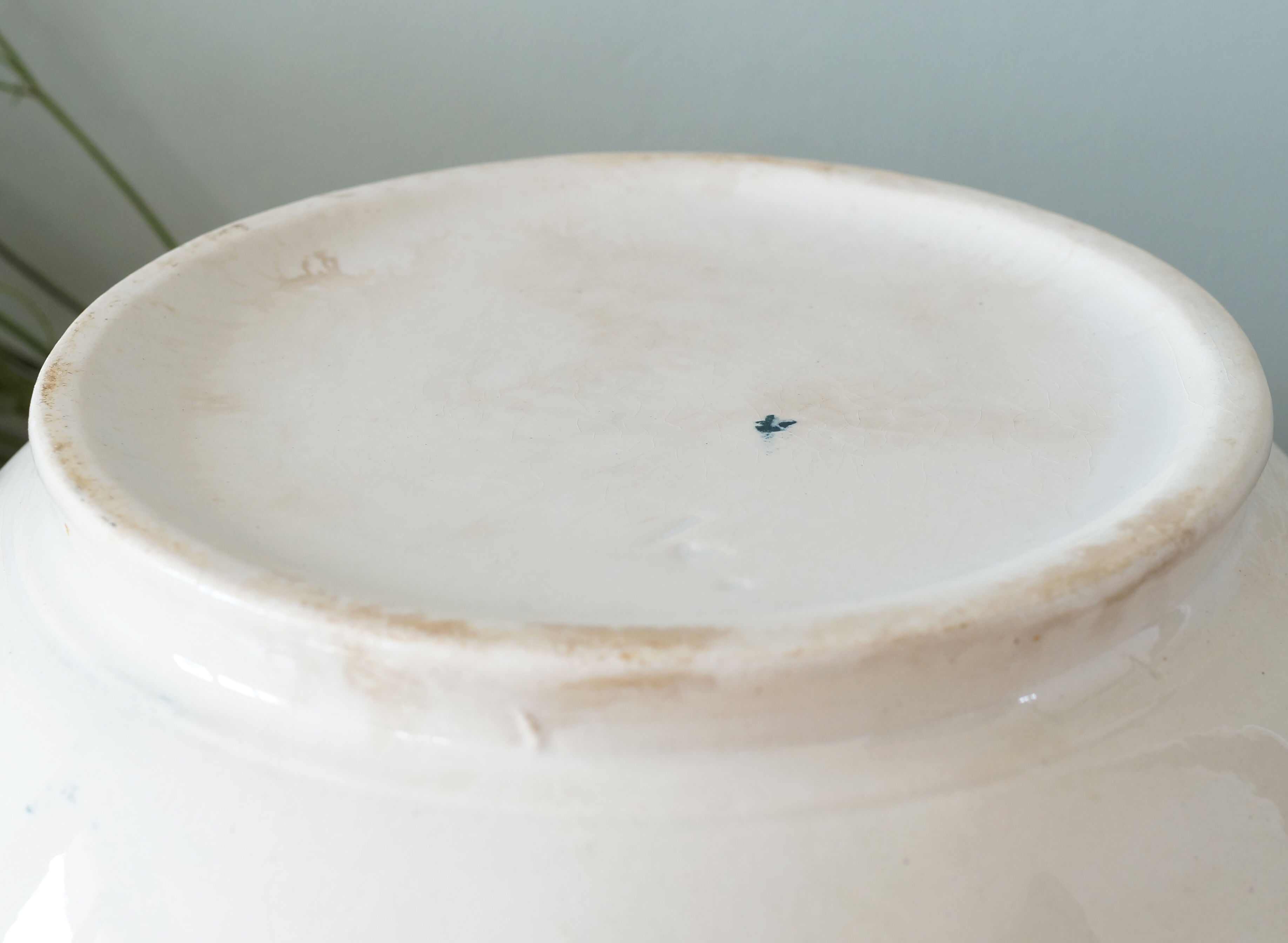 Earthenware tureen tureen