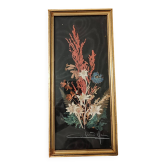 Dried flower frame