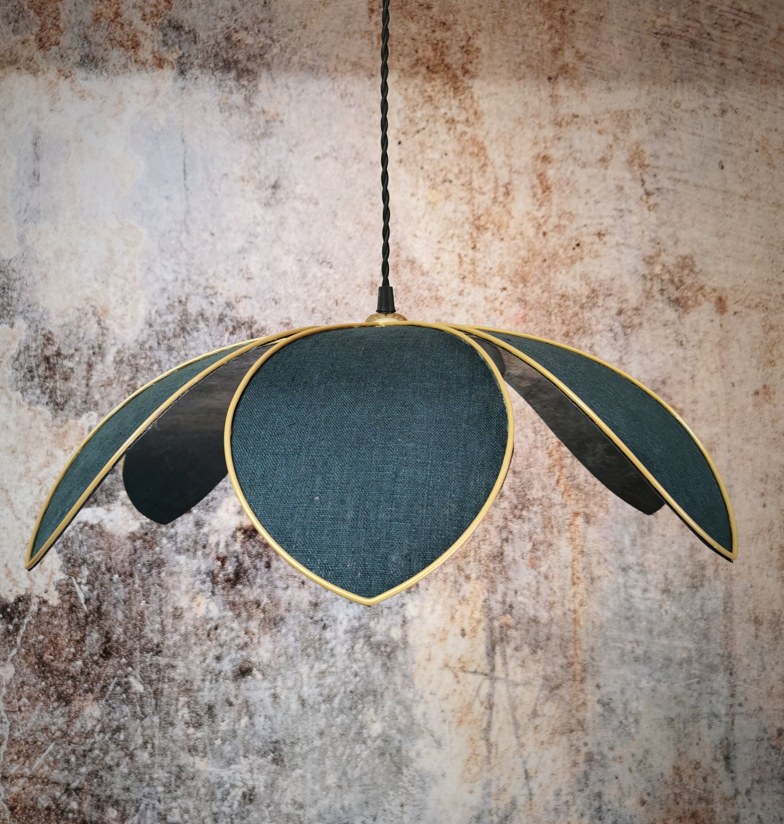 Suspension lamp flower, petals linen blue oil