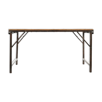 Folding dining room table with wooden tray and iron feet