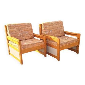 Paire de fauteuils en pin