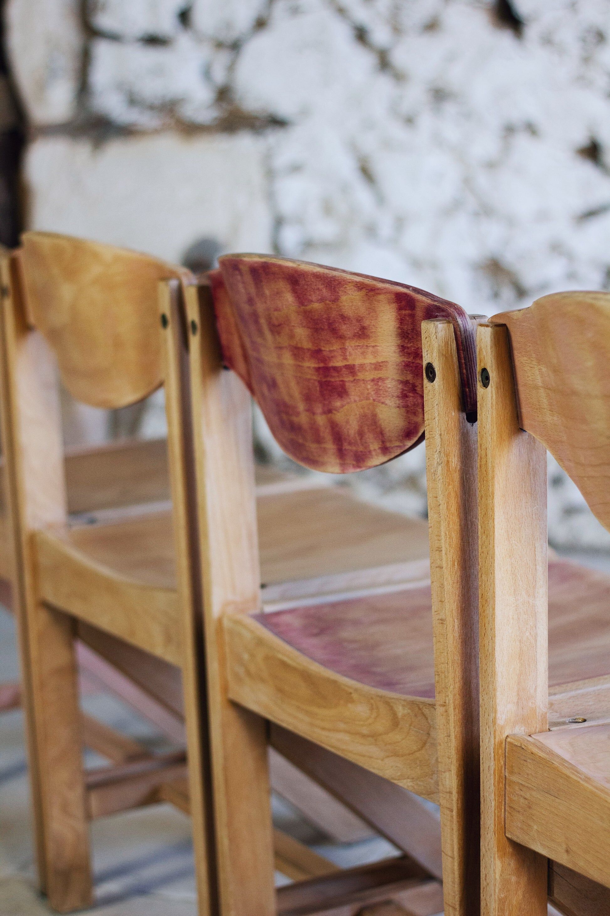 4 vintage canteen chairs in beech, 1980.